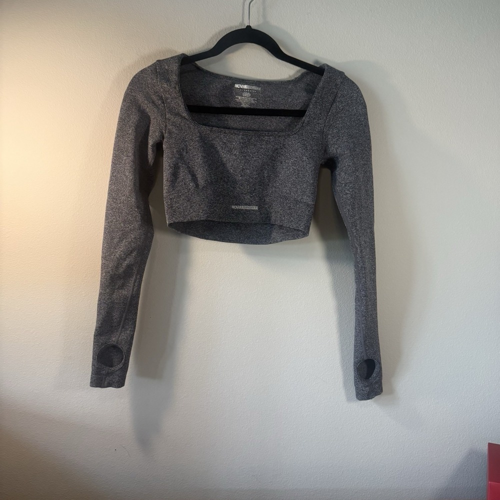 Nova Sport Top‎ Athletic Size Small Grey